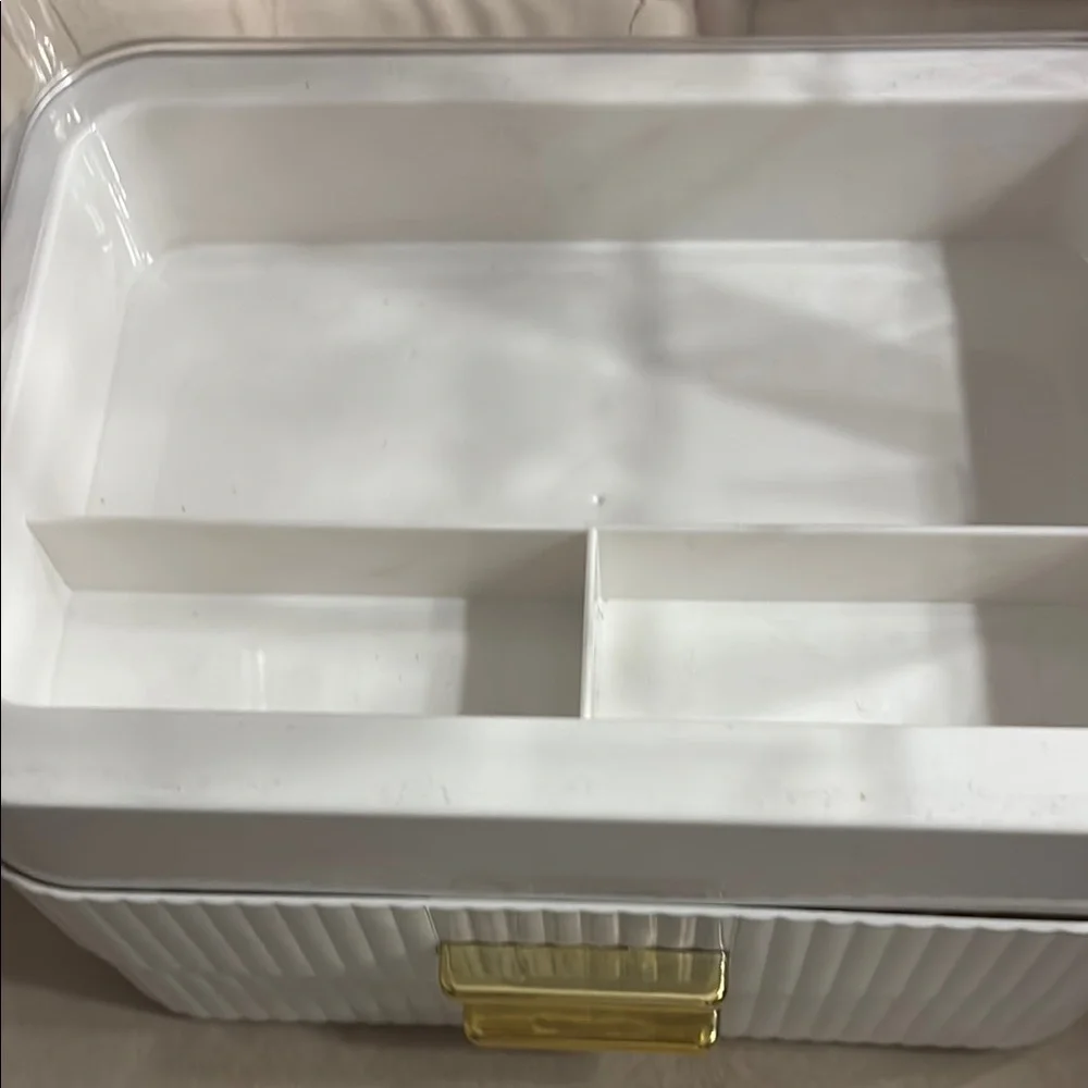Amazon White and Gold Makeup Organizer with Elegant Design